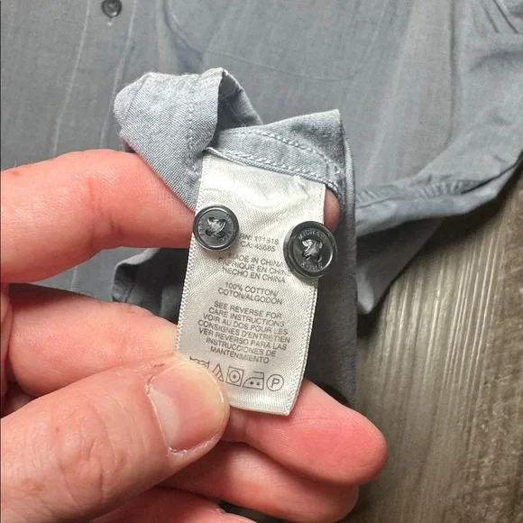 Michael Michael Kors Tailored Fit Double Pocket Long Sleeve Button Down - XL - Picture 8 of 8